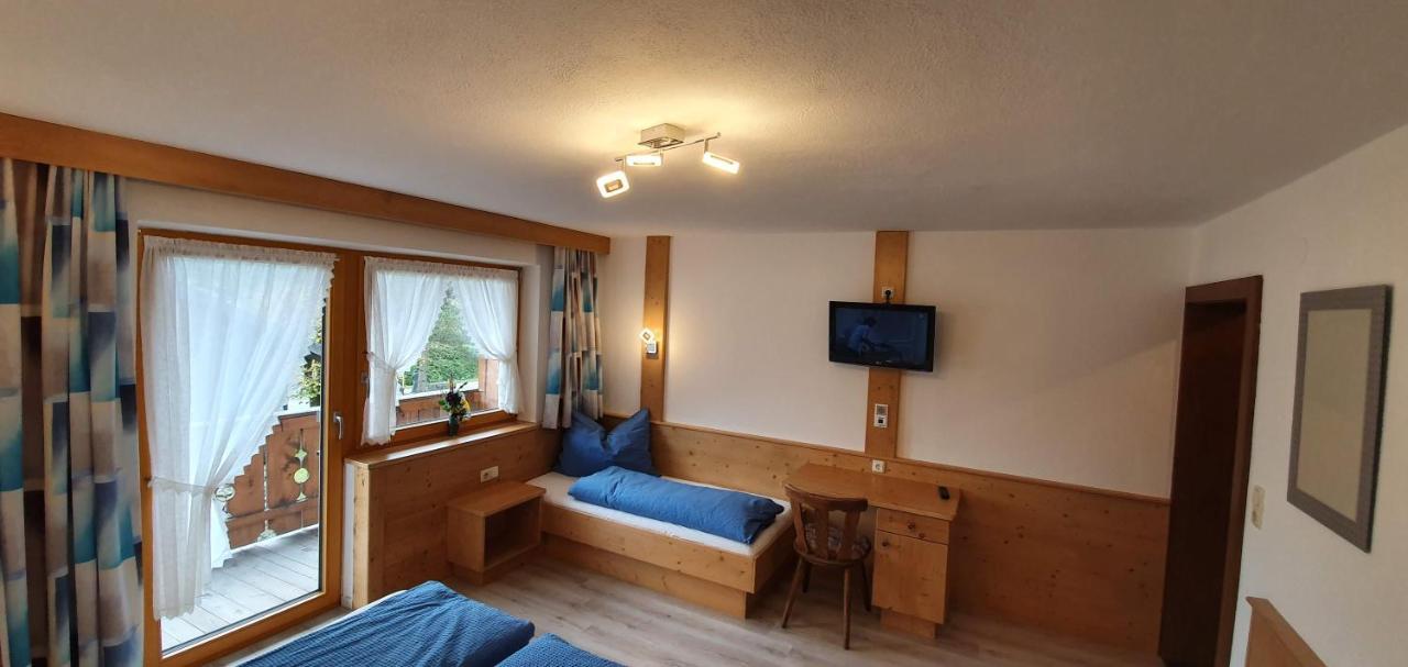 לרמוס Pension Appartements Via Claudia מראה חיצוני תמונה